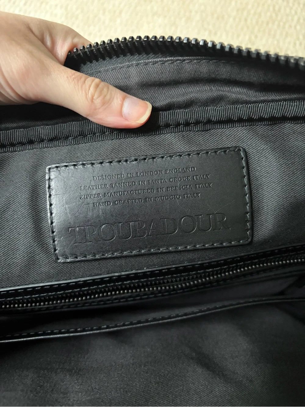 Troubadour 100% Leather Briefcase, GORGEOUS